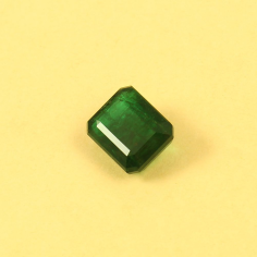 Natural zambian emerald octagon shape 4.20 cts from zambia loose   Supplier