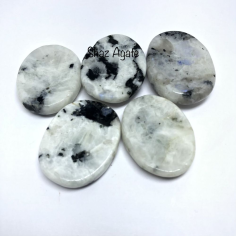 Wholesale Top Indian Rainbow Moonstone worry stone Supplier