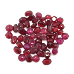 Wholesaler of gemstones glass filled red ruby loose gemstones