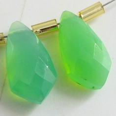 Chrysoprase Green Chalcedony Kite Shape Bead Manufacturer