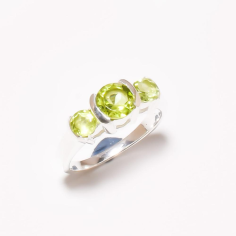 Wholesale Magnificent Indian Design Sterling Silver 925 Round Shape Peridot