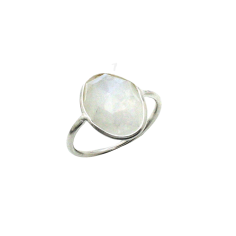 Wholesale Price Stylish White Rainbow Gemstone Silver Ring