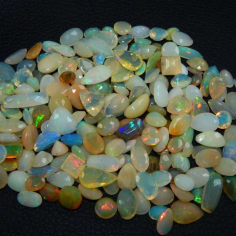 Wholesale color play and fire faceted gemstones natural fire Ethiopian opal