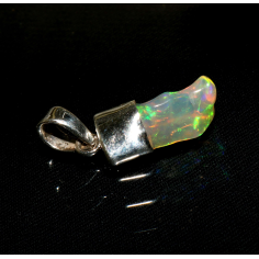 7.60 Carat Natural Ethiopian Opal Polish Rough Pendant  Exporter