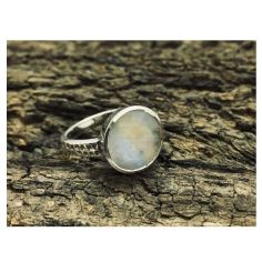 Hand Made 925 Sterling Silver Rainbow moonstone Ring Exporter