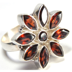 925 Silver Jewelry Garnet Gemstone Rings Supplier
