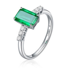 1.5Ct Green Emerald Ring Wedding Engagement Ring Wholesaler
