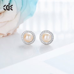 Wholesale Shell Pearl Fresh Water Pearl Stud Earrings