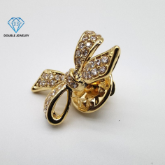 Moissanite Jewelry Brooch Copper Plated 18k Gold Luxury Brooch Supplier