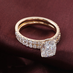 14K Yellow Gold Halo Moissanite Ring Engagement Diamond Ring Supplier