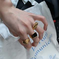 Trendy Minimalist Irregular Open Finger Ring Personality Curve Exporter