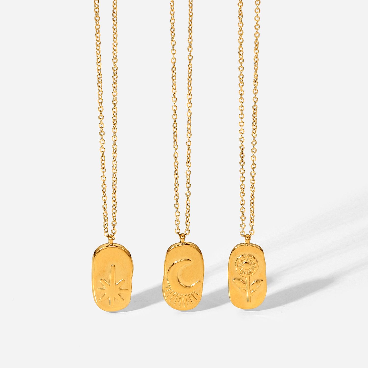 Flower Tag Necklace for Women Wholesaler