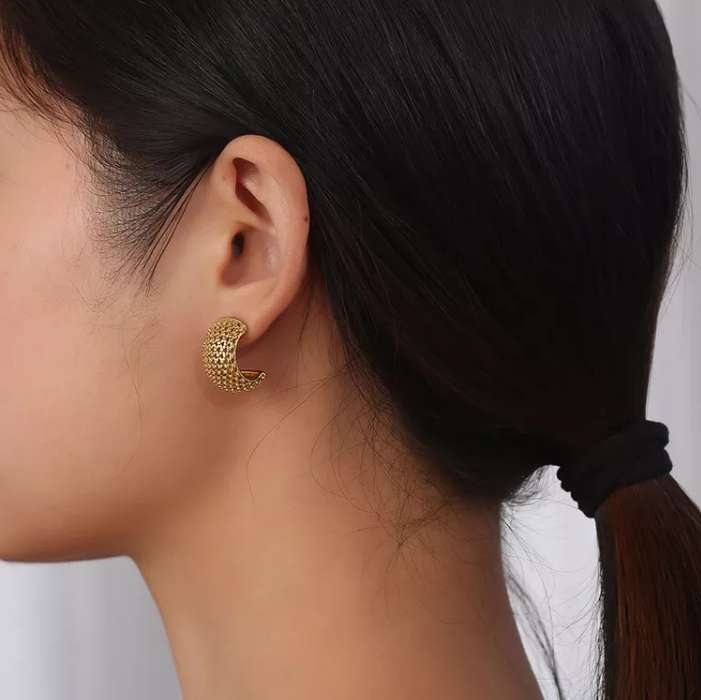 18K Gold Plated Hollow Mesh Shaped Thick Hoop Earrings Wholesaler