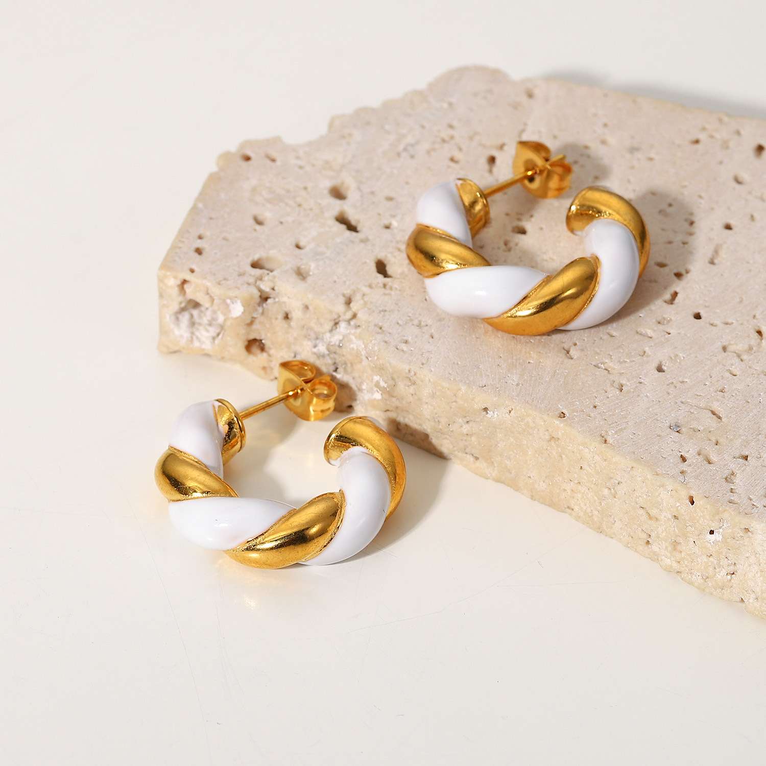 18K Gold Plated Enamel white Stainless Steel Rope Twist Hoop Earrings Wholesaler