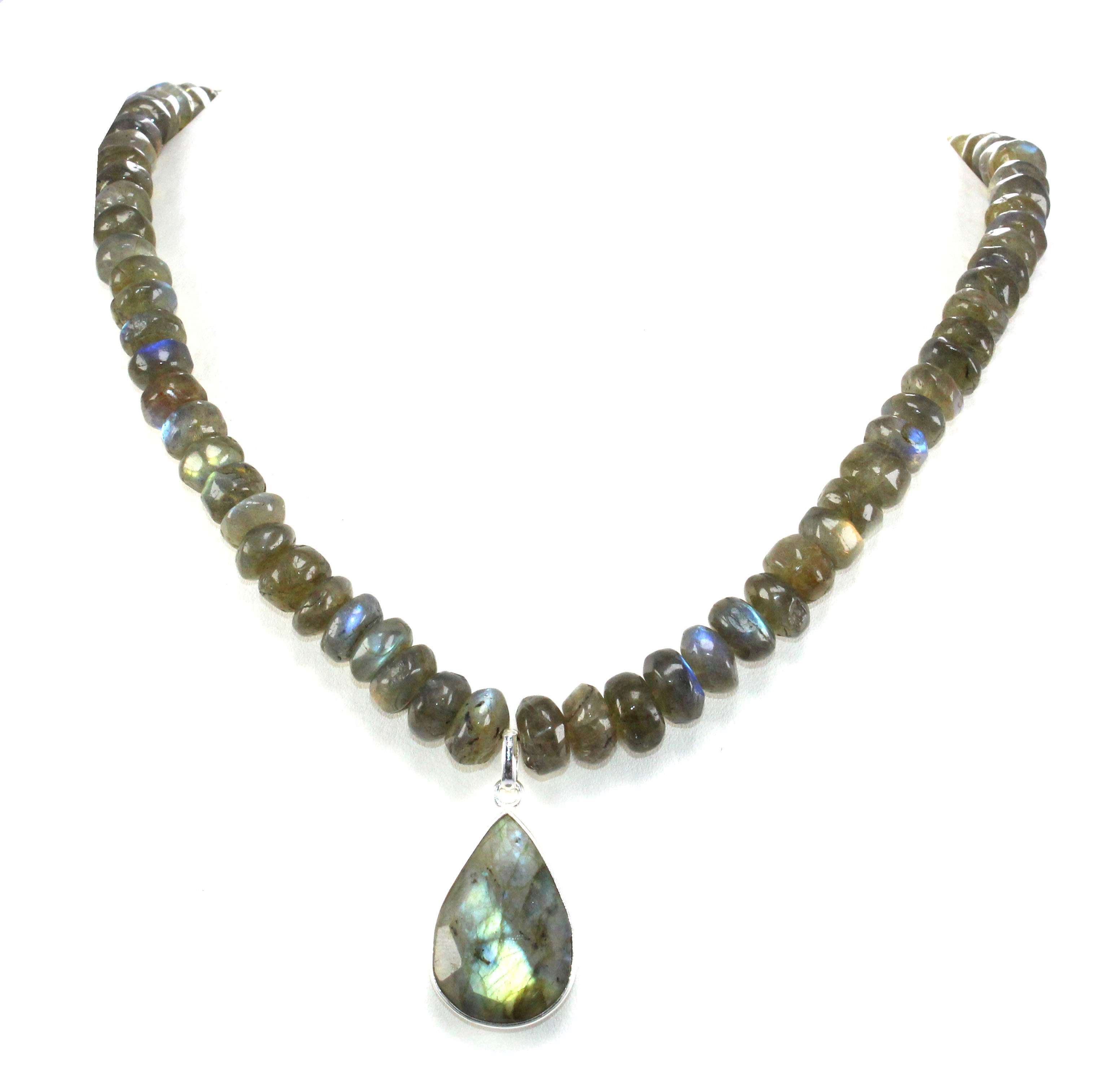 Wholesaler of  natural labradorite beads silver pendant necklace