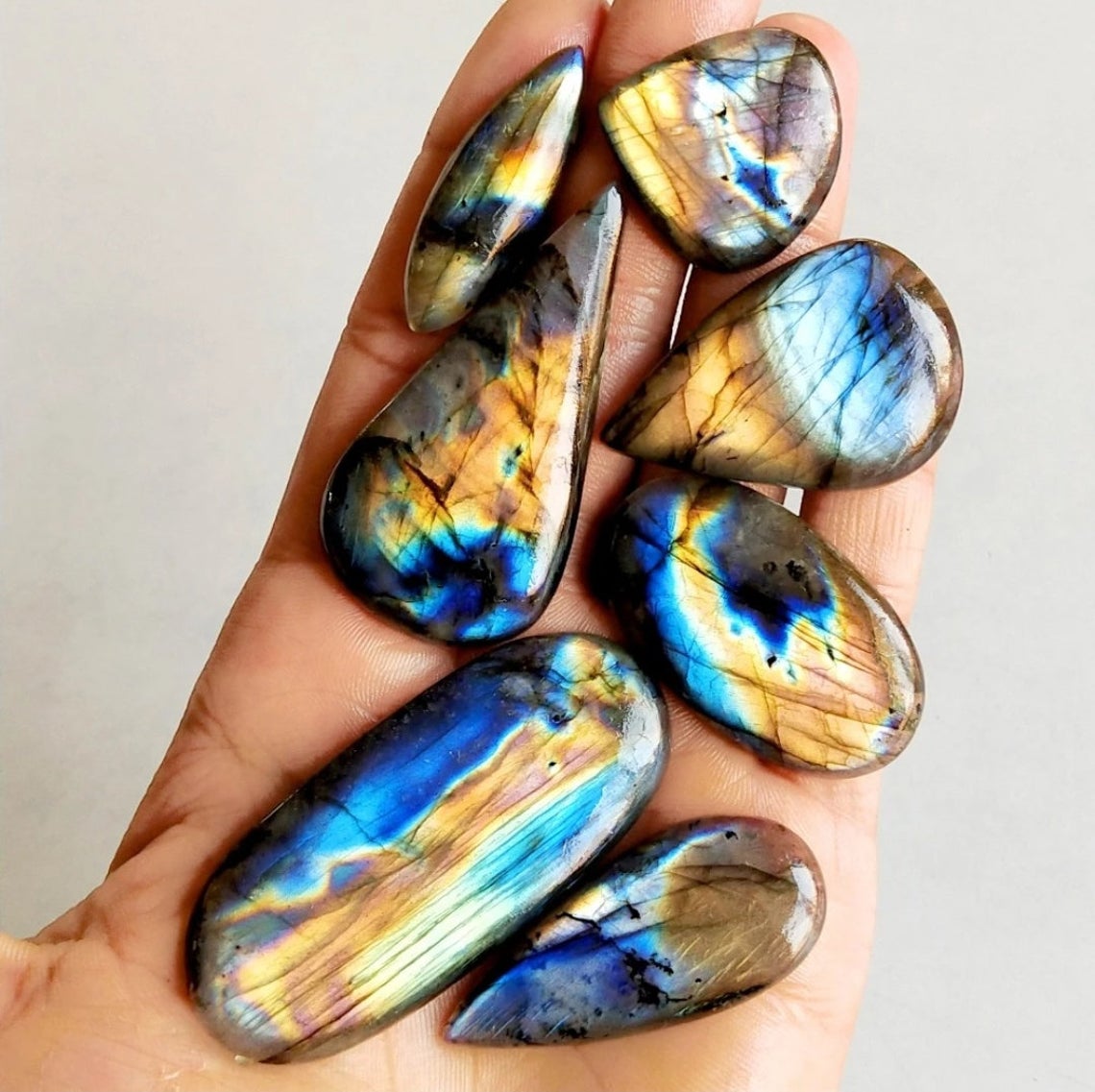 Loose gemstones natural multi labradorite cabochon gemstone Exporter