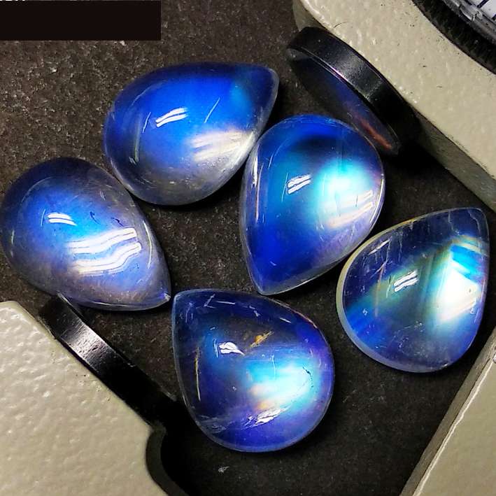 Rainbow Moonstone Loose Gemstone Cabochon  Supplier