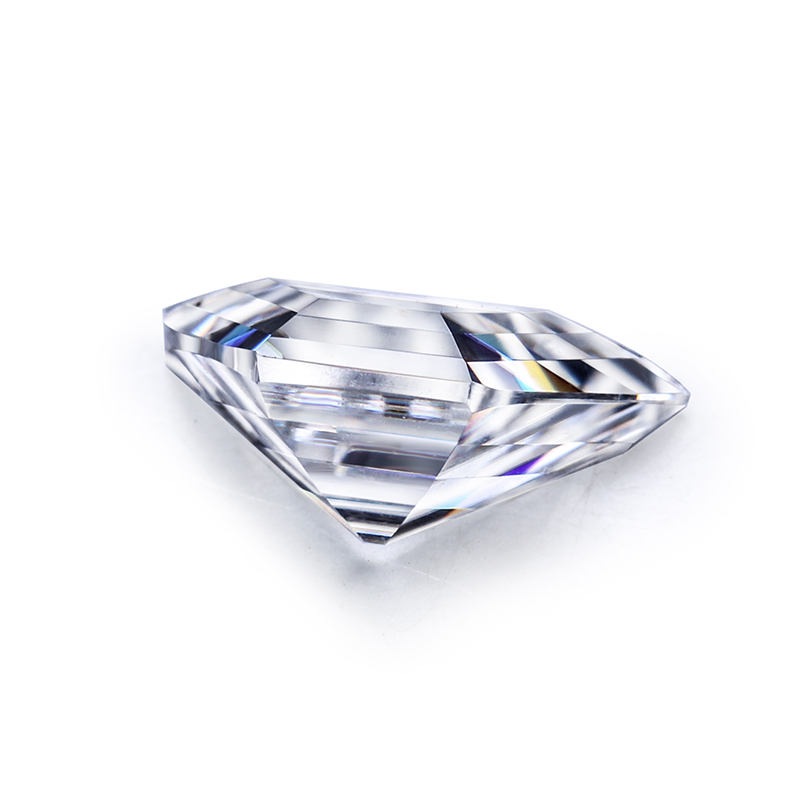 Brilliance D/E/F color 8x4x2mm fancy trapezoid cut loose moissanite Supplier
