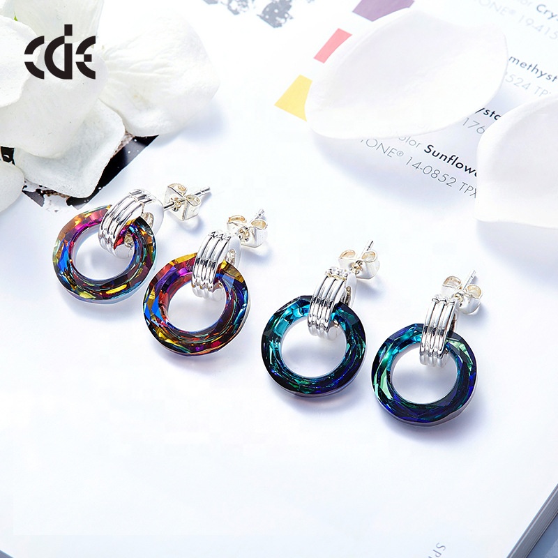 Nice Branded Crystal Circle Cercei Earring Girls Exporter