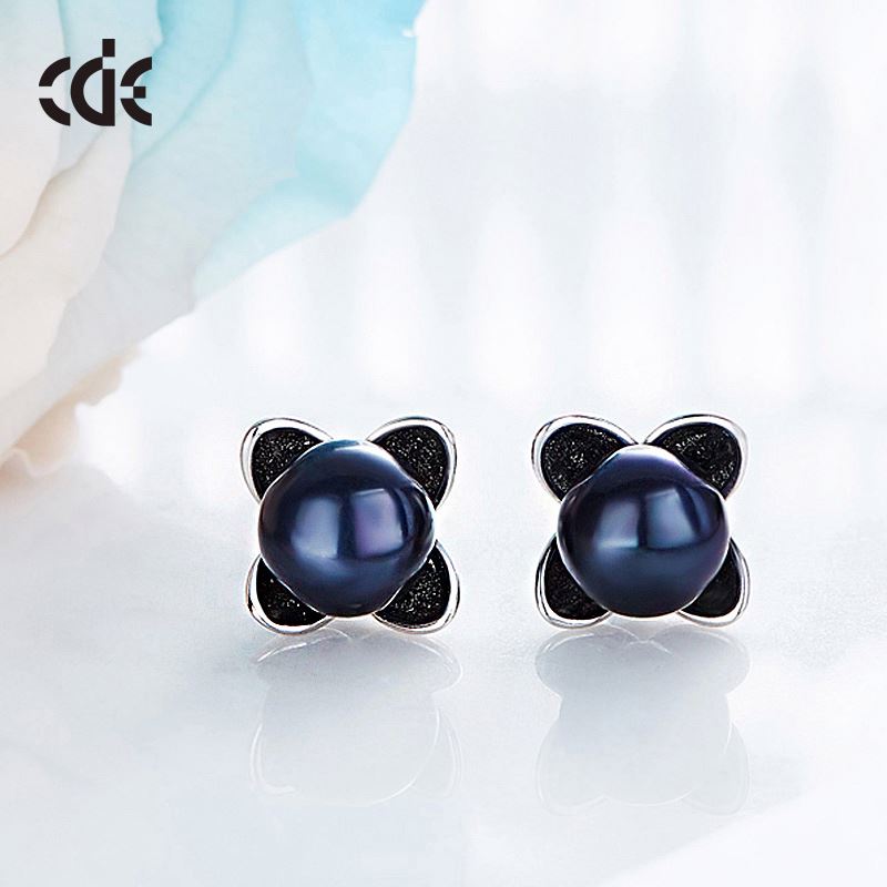 Wholesale Fashionable Pearl Earring Black Stud Earing Earrings