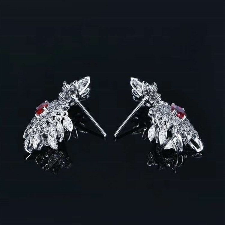Pigeon blood red natural ruby pendant earring Supplier