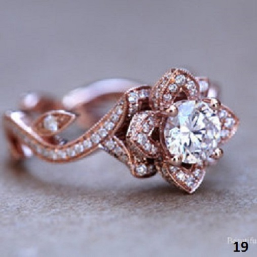 Brilliant design moissanite diamond solitaire ring 10k/14k rose gold Wholesaler