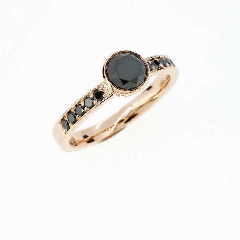 Sparkling Black Diamond Engagement Ring DesignerJewelry Supplier