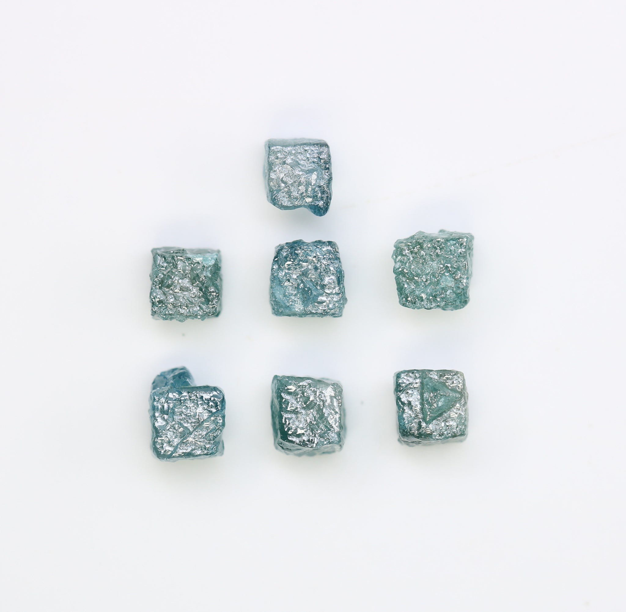 Blue Rough Uncut Raw Diamond For Engagement Ring Exporter
