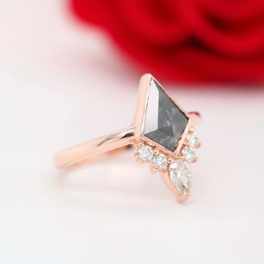 White Diamonds Ring Crown Galaxy Diamond On 14K Gold Kite Manufacturer