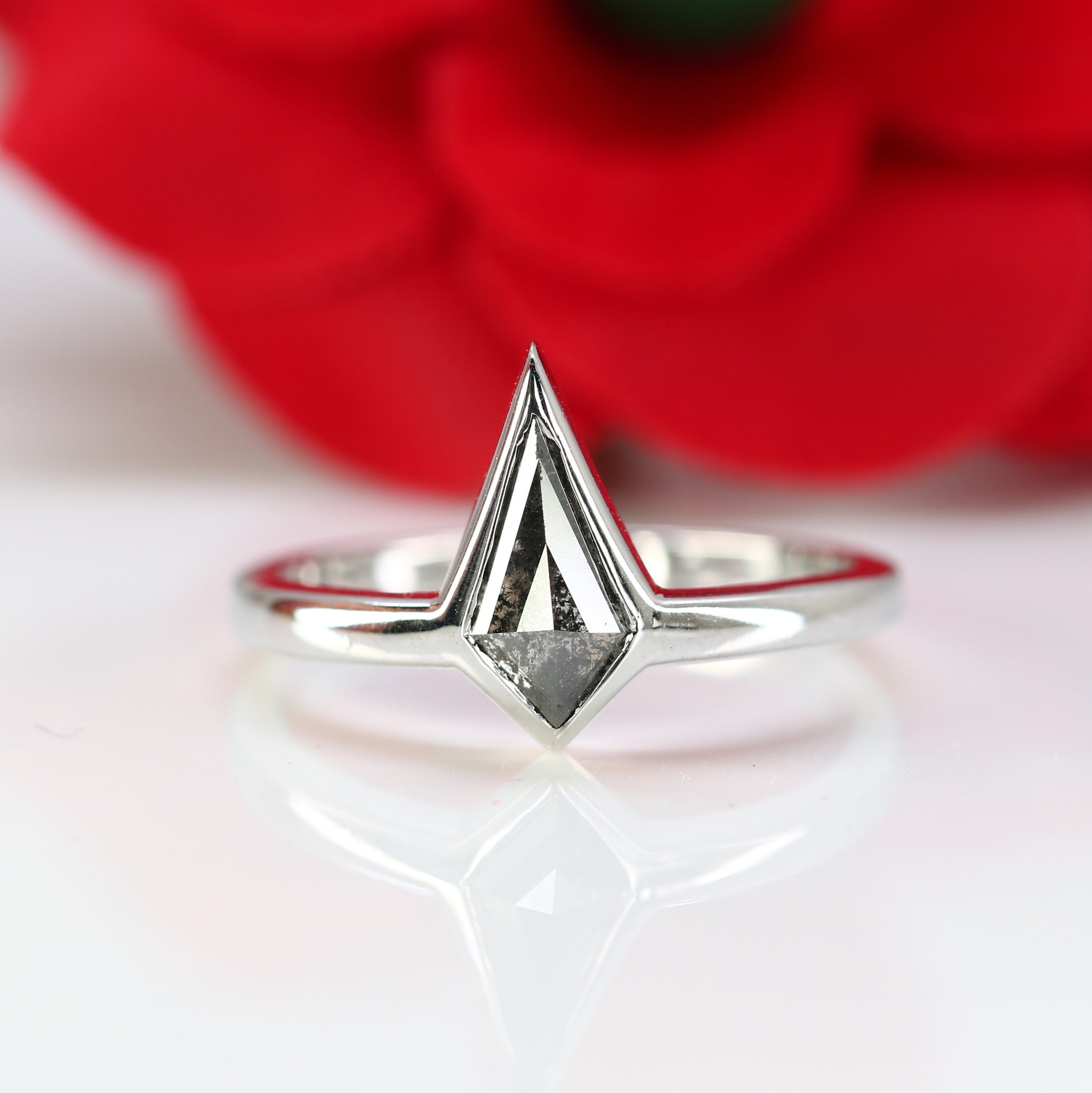 14K White Gold Kite Cut Bezel Set Salt And Pepper Engagement Ring Exporter