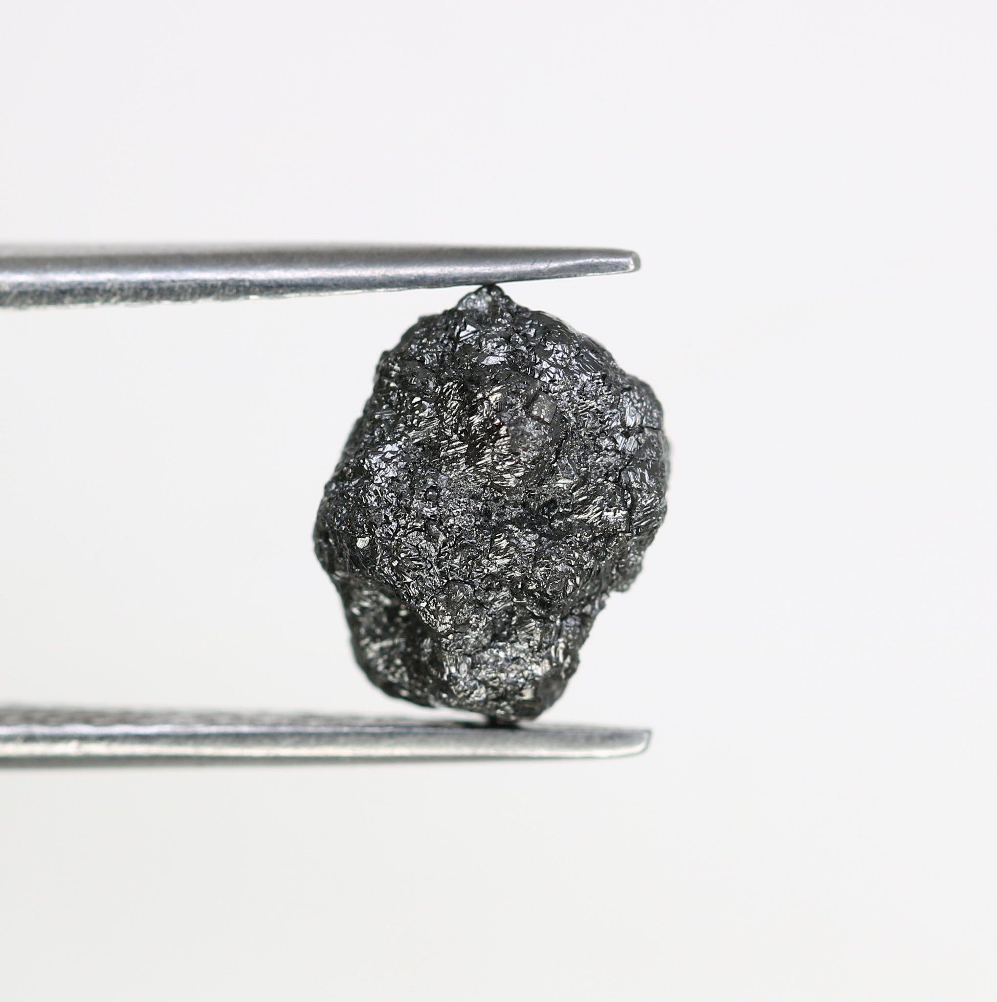 Black Color Natural Loose Rough Diamond For Raw Diamond Ring Supplier
