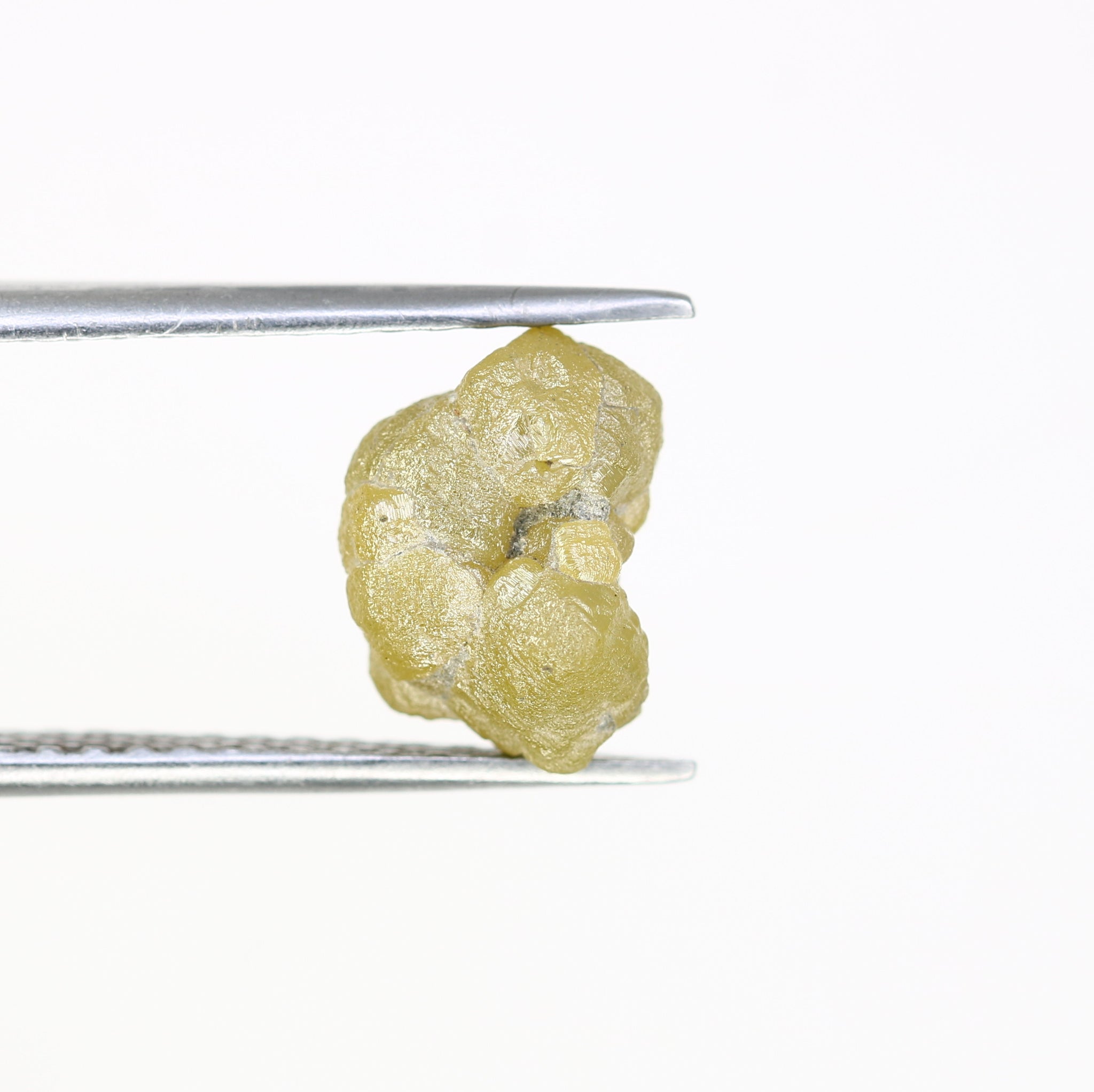Natural Fancy Green Color Loose Rough Diamond For Raw Diamond Ring Manufacturer