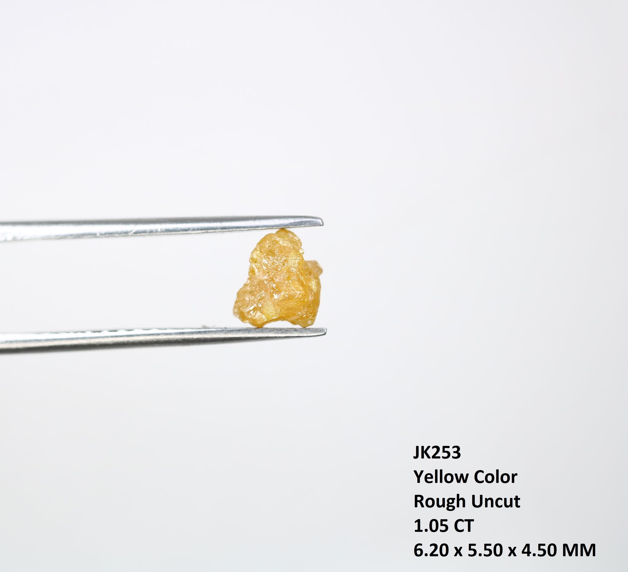 Rough Yellow Irregular Cut Raw Diamond For Engagement Ring Exporter