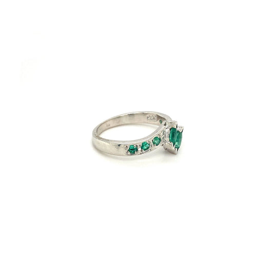 Emerald Ring in 925 Sterling Silver Manufacturer