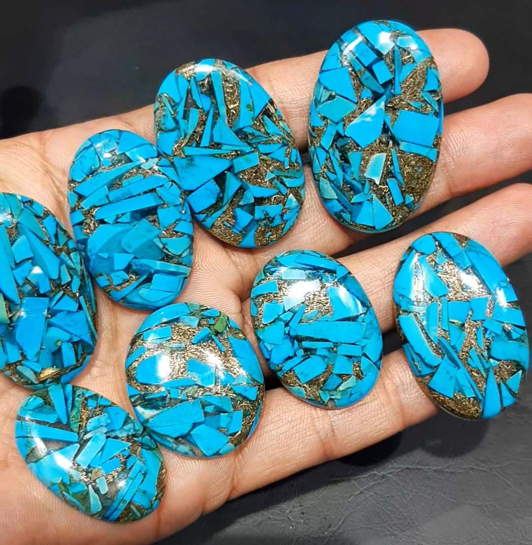 Wholesale Lot copper turquoise cabochon stone for valentine jewelry Exporter