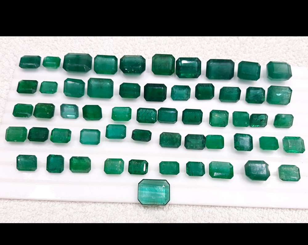 Emerald octagon cut stone, precious gems manufacturer & wholesaler Supplier