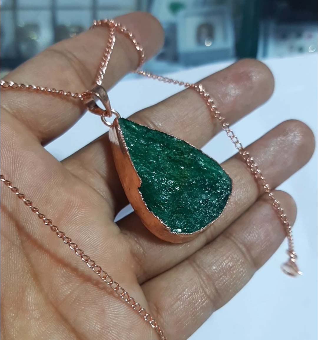 Green agate durzi quartz electroplated bezel pendant for party wear Exporter
