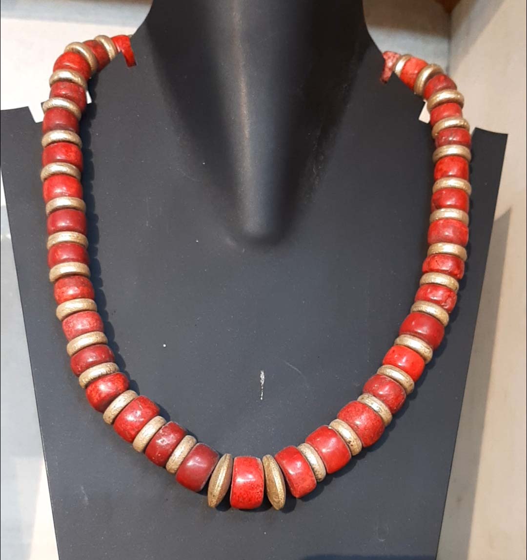 Natural red coral beaded necklace for valentine gift Supplier