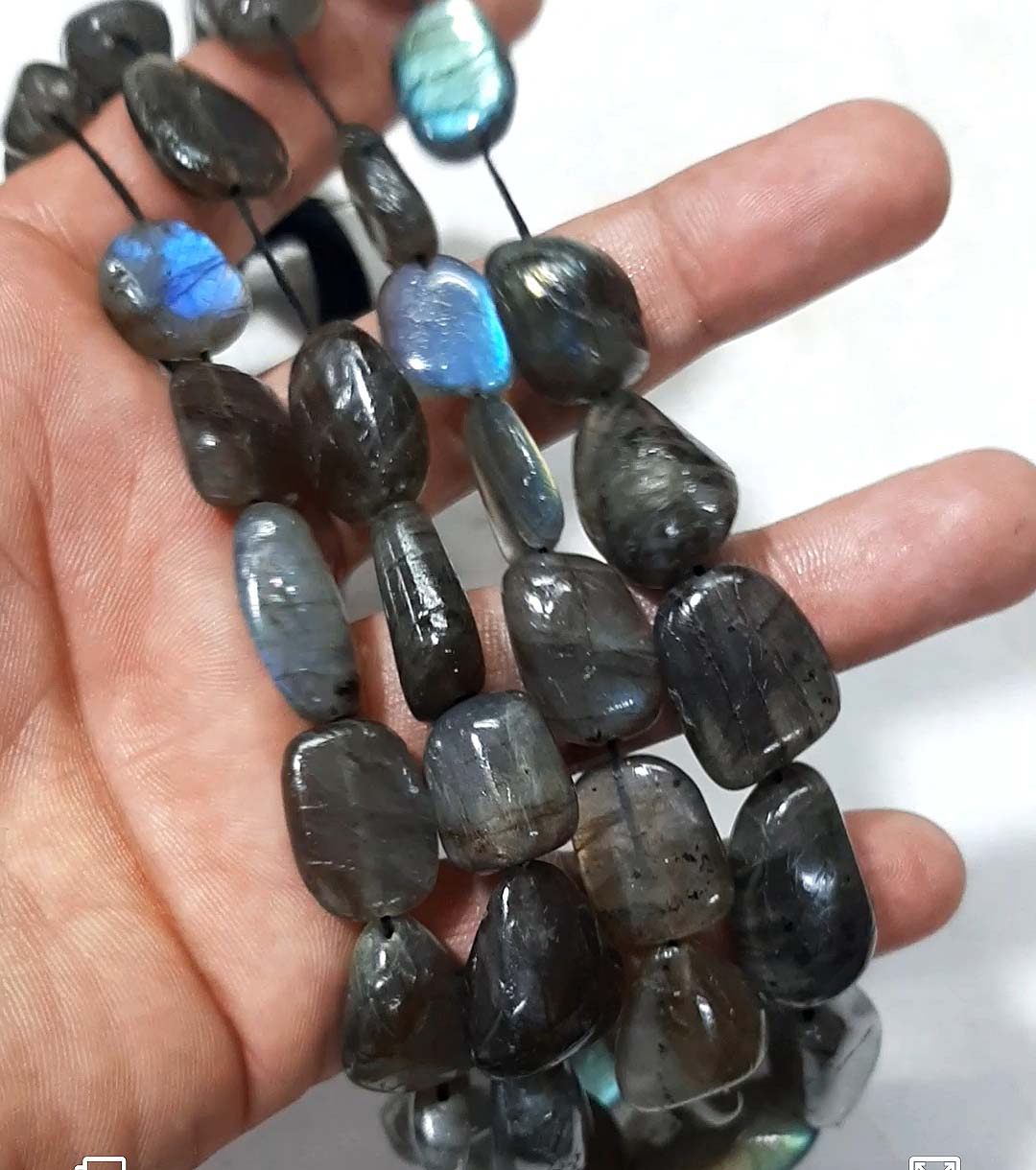 Flashy labradorite cabochon beads strand for charming jewelry Supplier