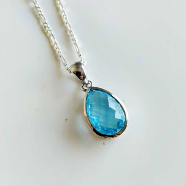 925 Sterling Silver Blue Topaz Pendant Wholesaler
