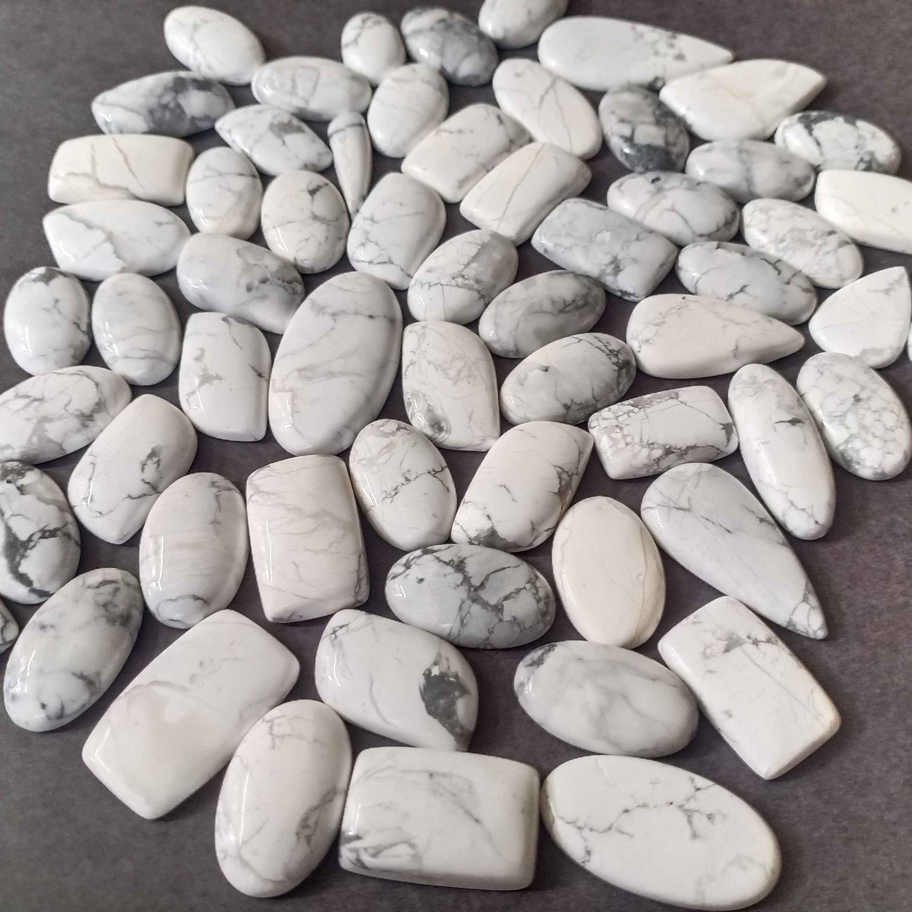 Wholesale Natural Howlite Gemstone Supplier India