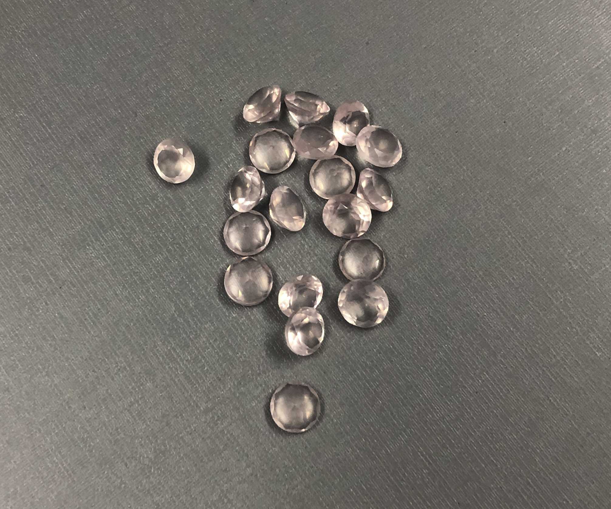 4mm Natural Rose Quartz Faceted Round Cut Loose Gemstones Manufacturer