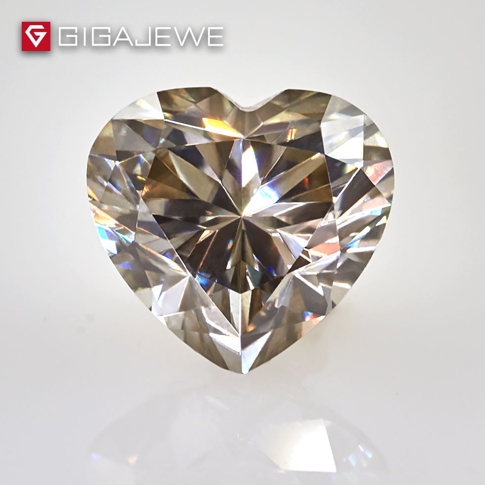 Fashion Jewelry Customize Yellowish Moissanite Exporter