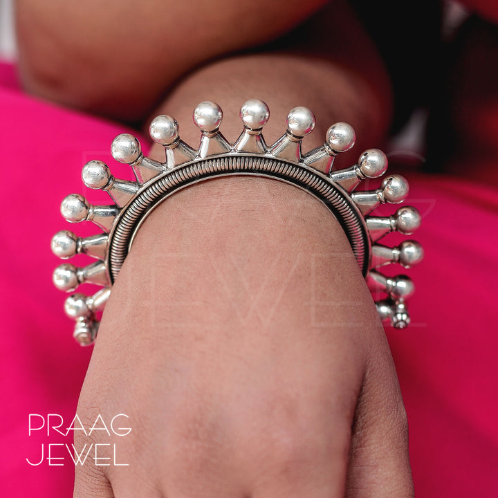LATEST DESIGNER SILVER OXIDIZED BANGLES EXPORTER