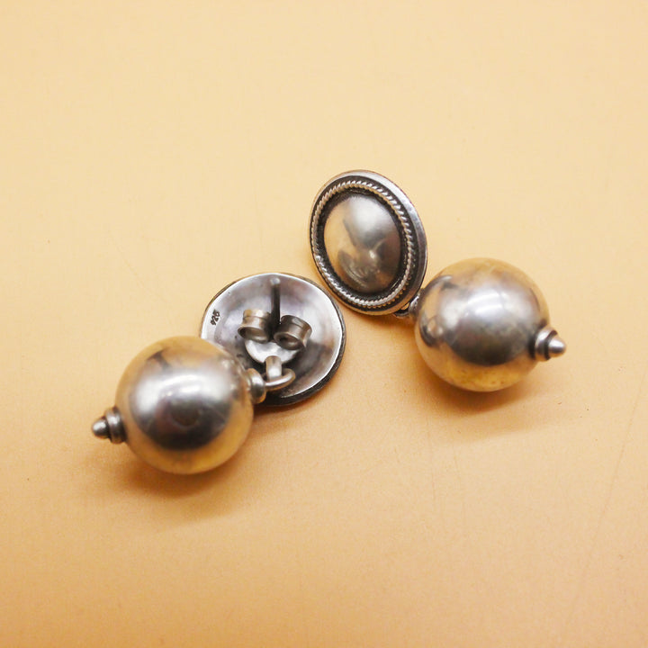 BALL EARRINGS IN SILVER WITH OXIDIZED POLISH SUPPLIER