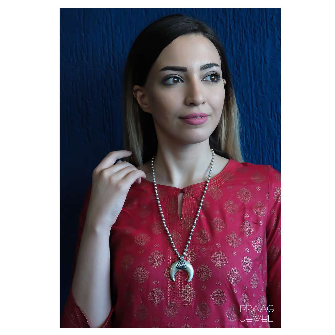 OXIDIZED SILVER DESIGNER ARDHA-CHANDRA PENDANT WITH CHAIN EXPORTER