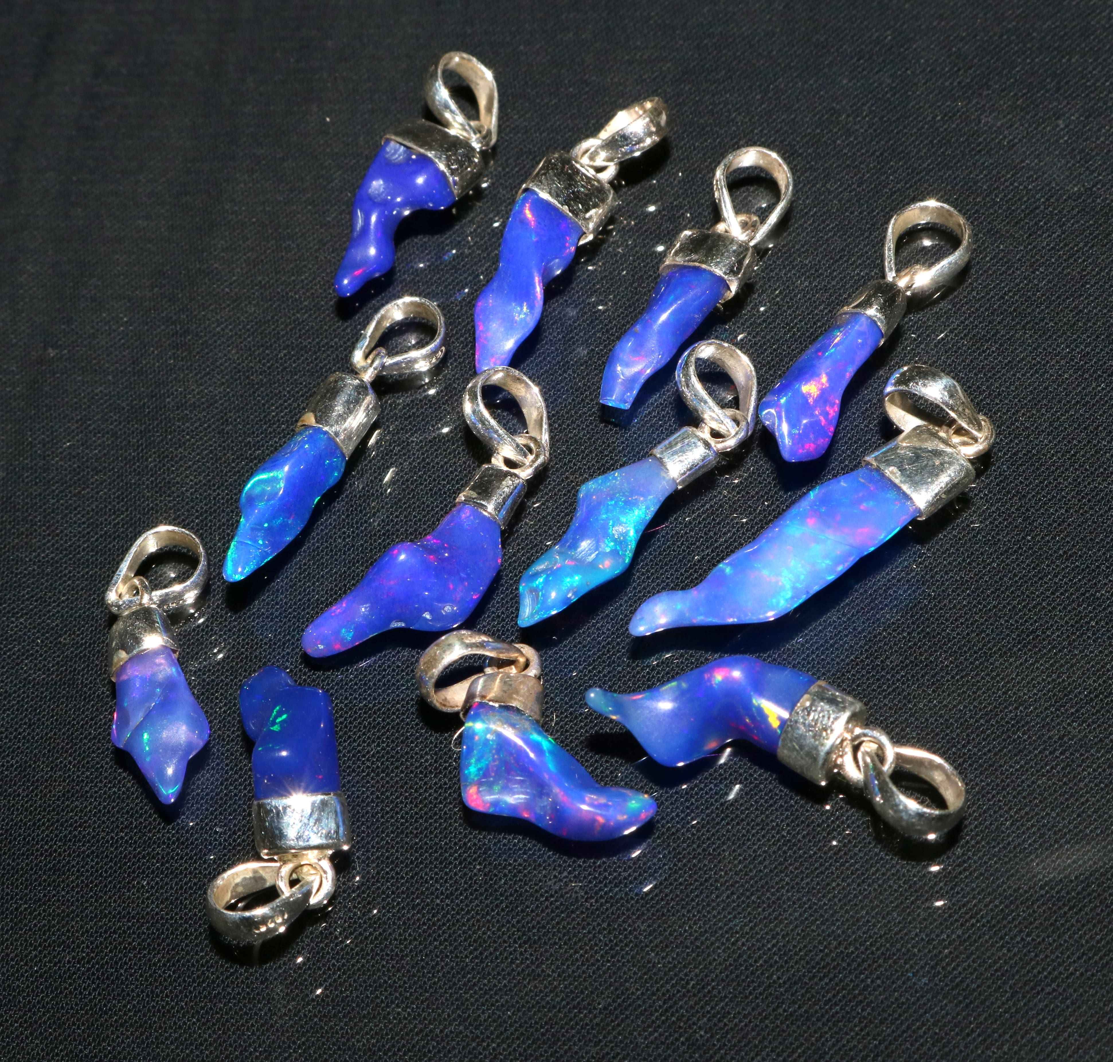 Ethiopian Opal Polish Rough Pendant Opal Gemstone Welo Fire Silver 925 Exporter