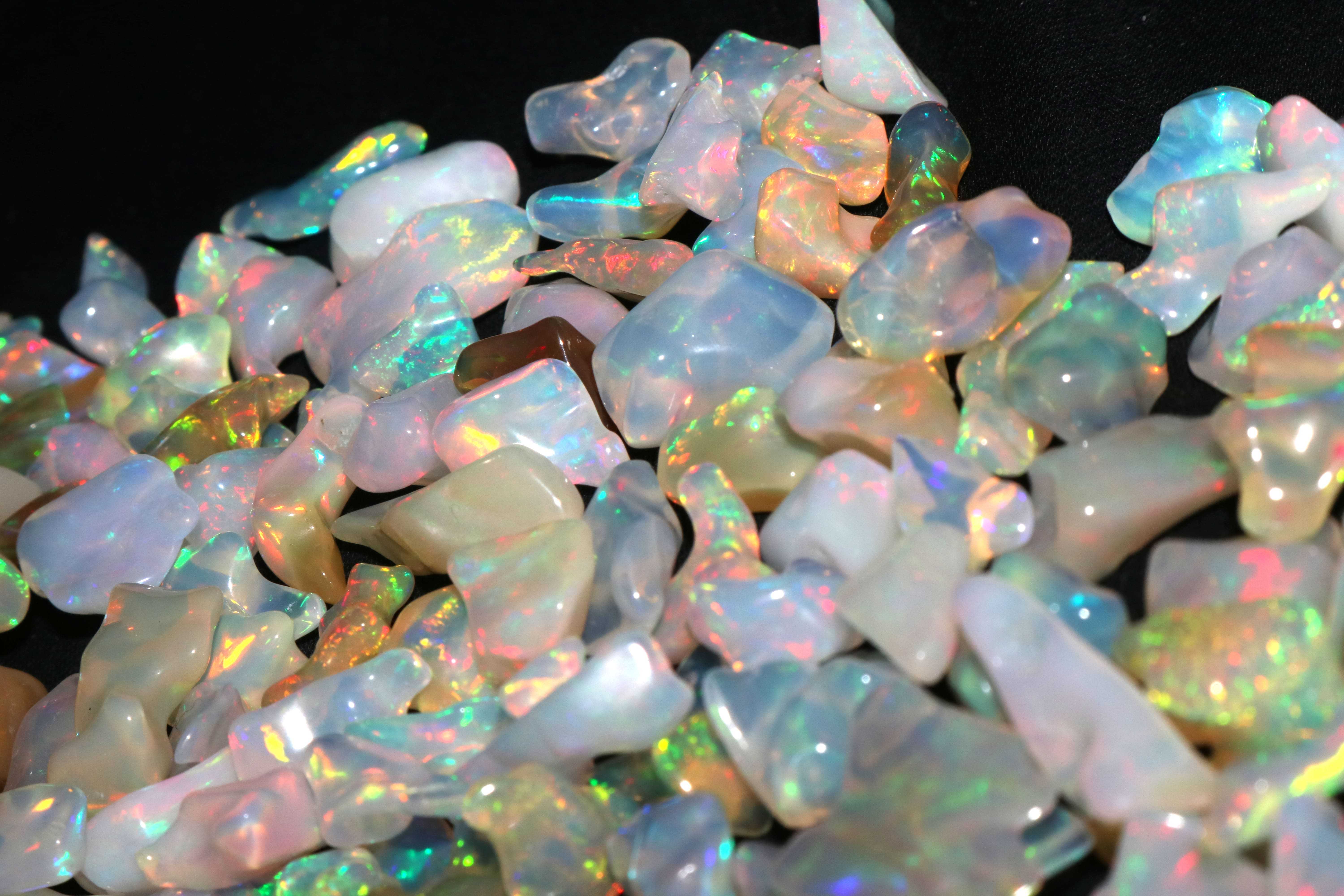 Natural Ethiopian Opal Polish Rough Ray Opal Polish Rough Welo Fire Exporter