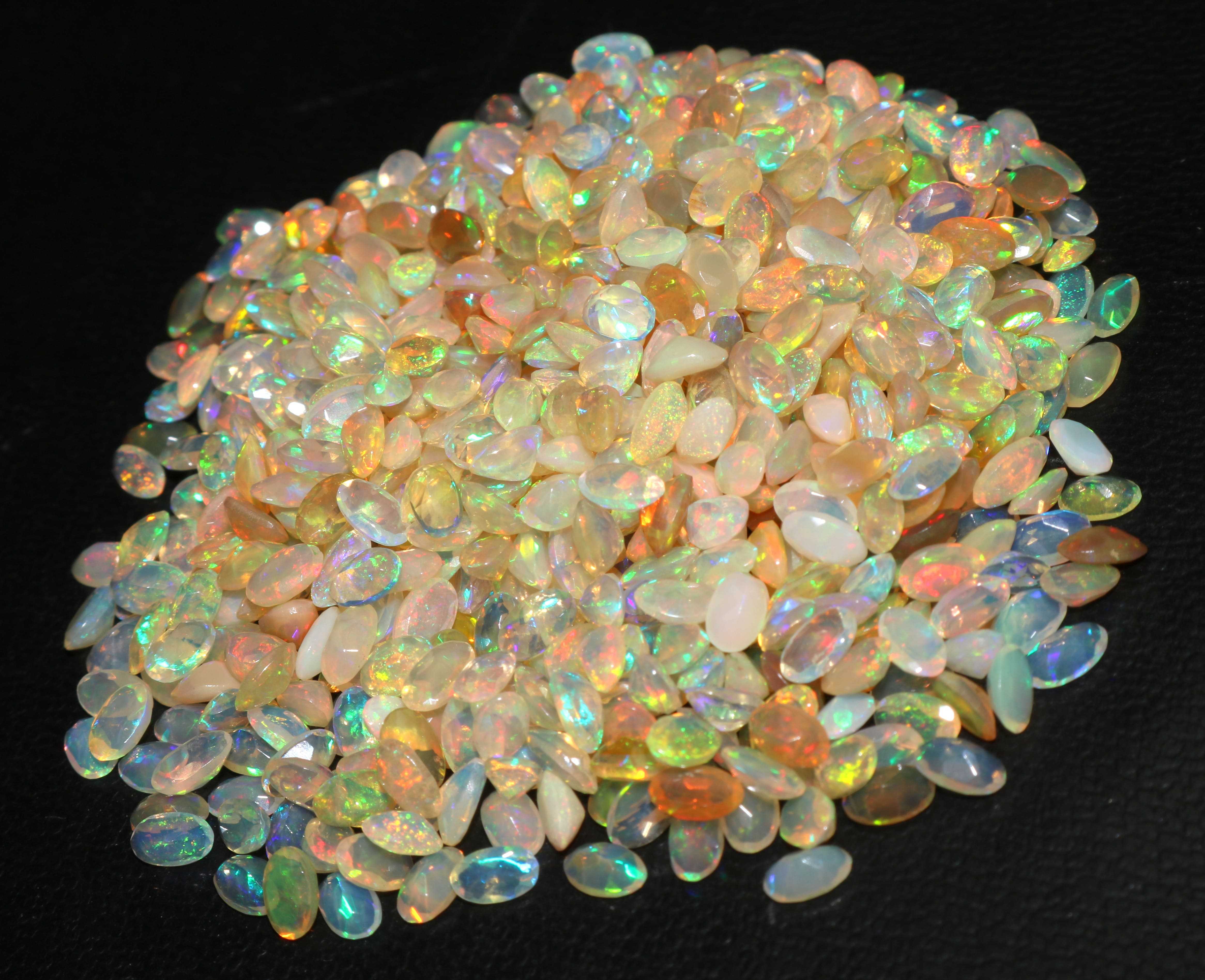 Top Quality Natural Ethiopian Opal 5X3 MM Oval Shape Faceted Exporter