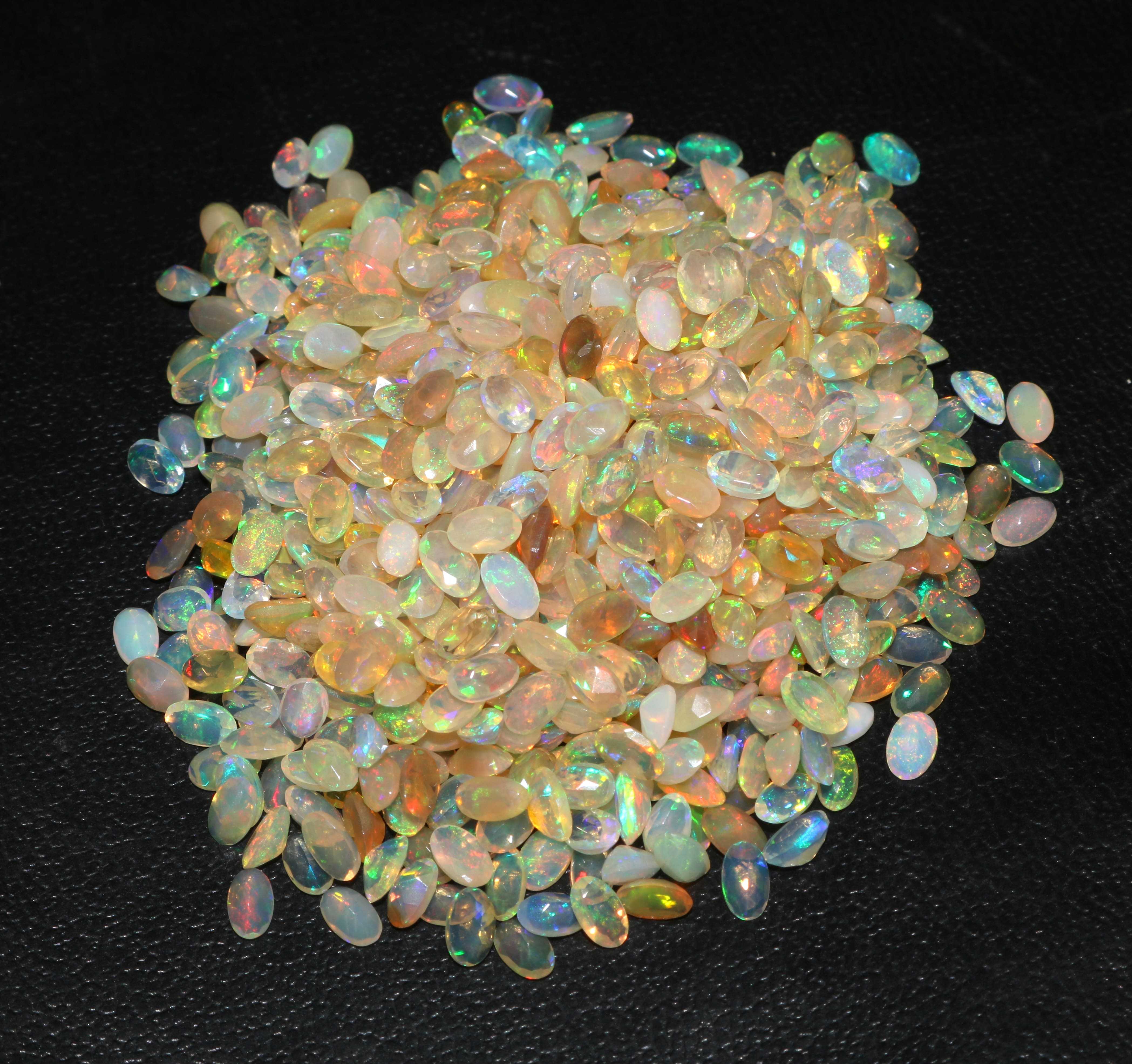 Top Quality Natural Ethiopian Opal 5X3 MM Oval Shape Faceted Exporter